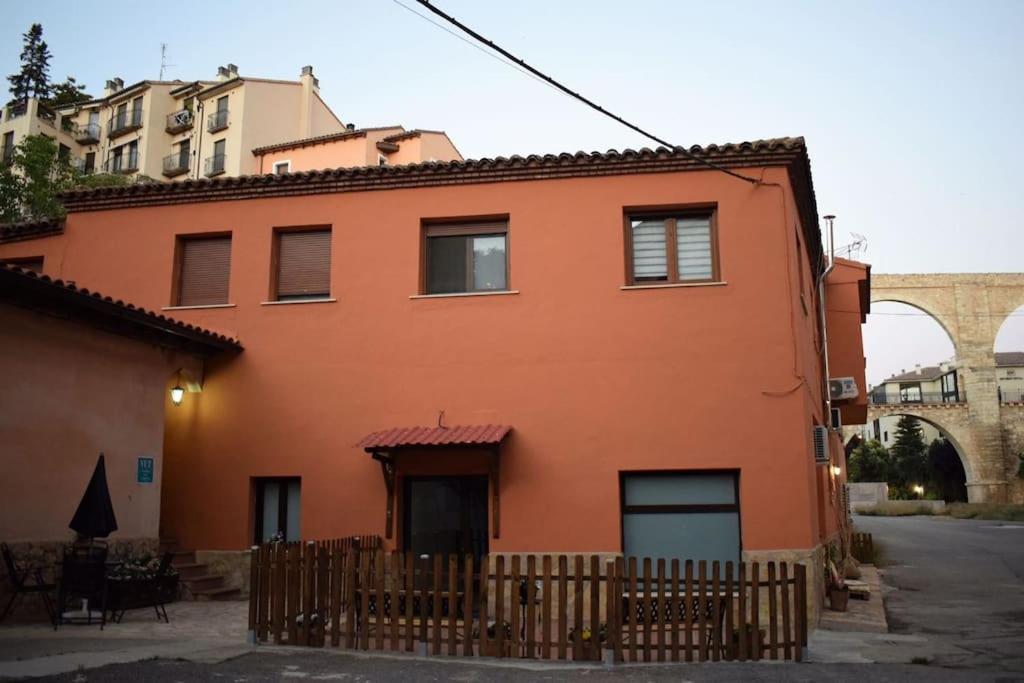 El Vinilo. Aparcamiento Exterior Gratuito Teruel Exterior foto