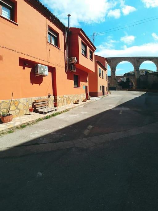 El Vinilo. Aparcamiento Exterior Gratuito Teruel Exterior foto